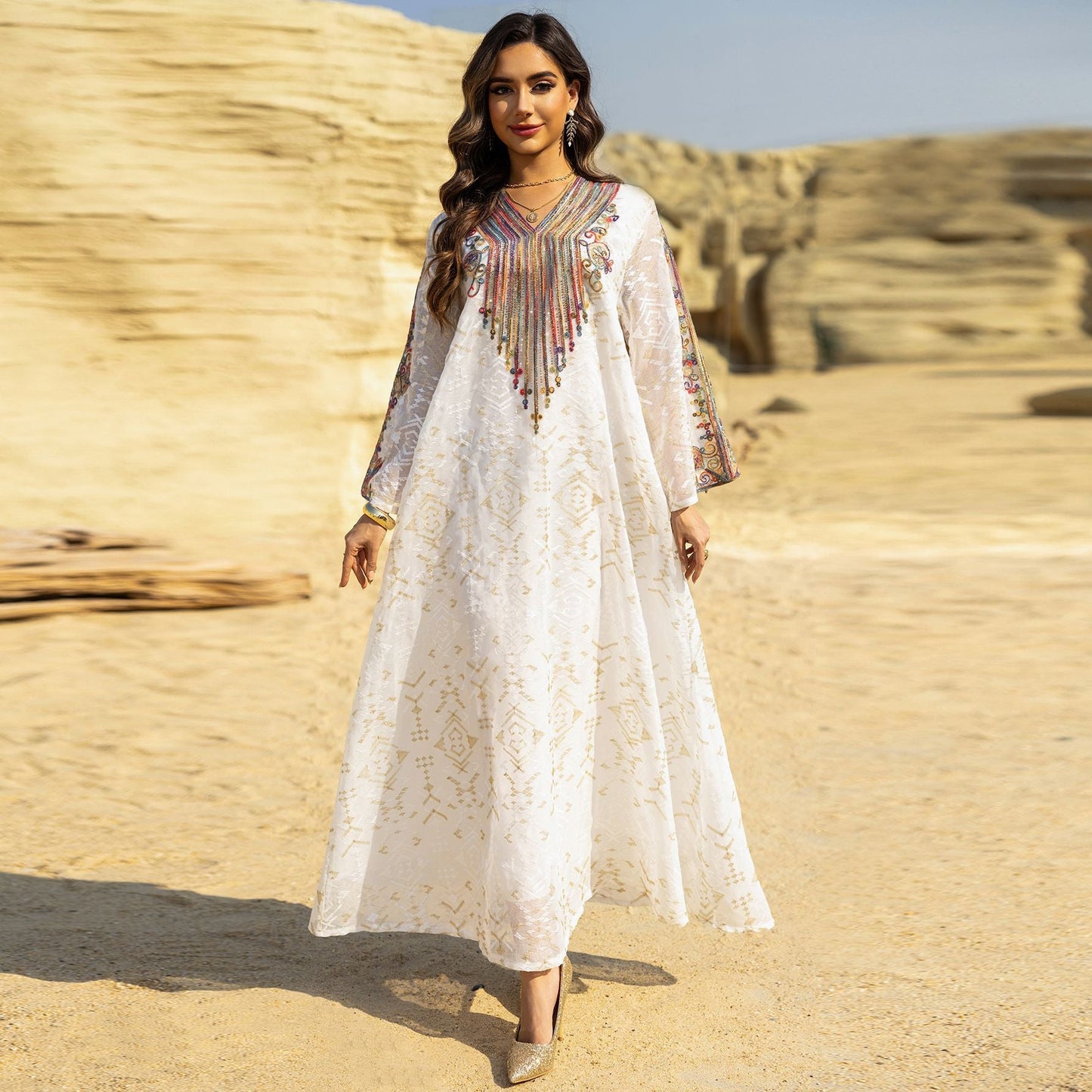 LM6658 Appliqué Patchwork Robe Dress: Lightweight Mesh Combined with Delicate Patterns