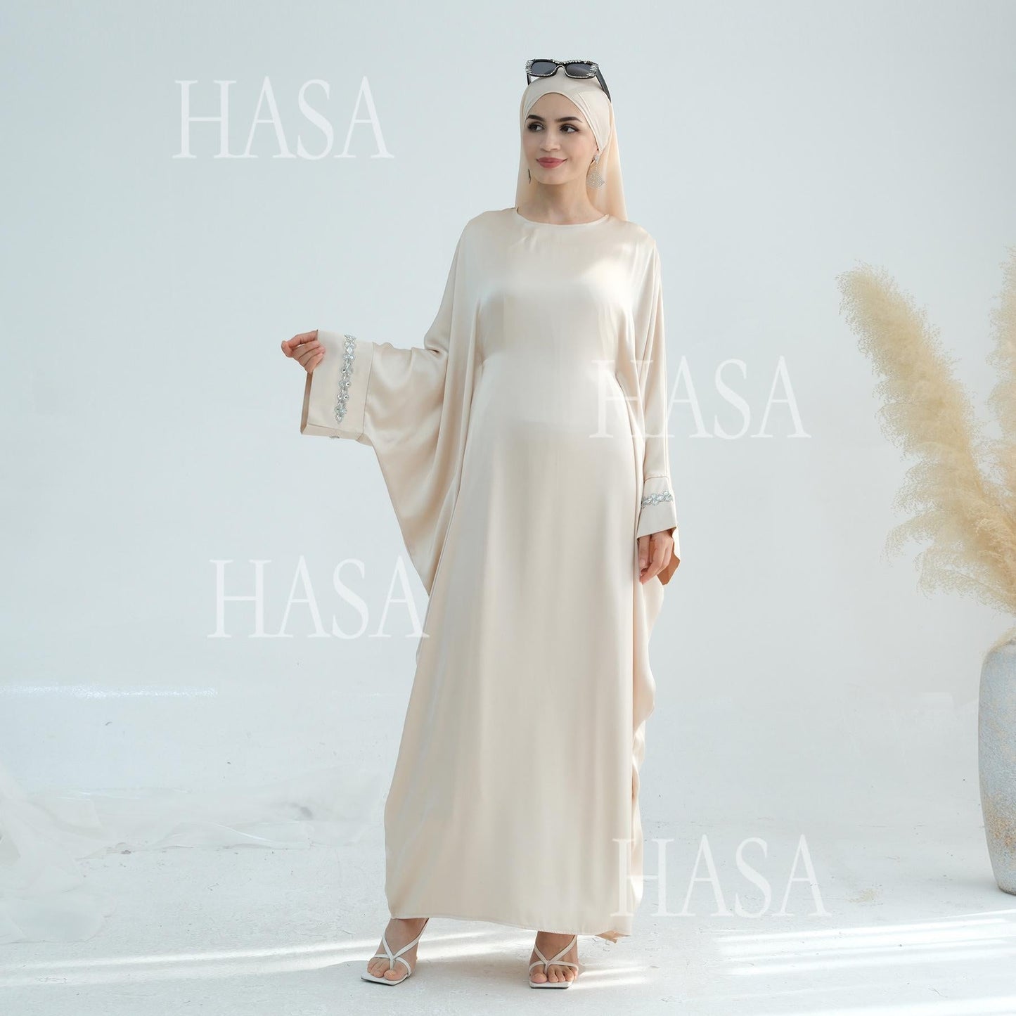 LUMAYA5882 A Cardigan Dress with Exquisite Hot Diamond Embellishment and Elegant Details closed abayas