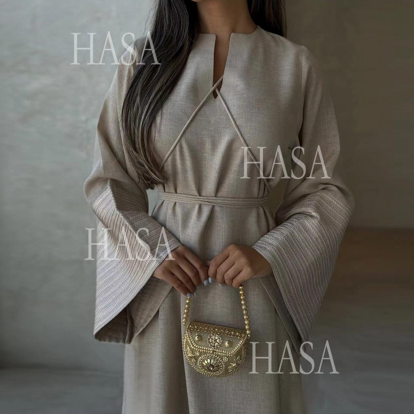 LUMAYA6490 Embroidered Panel Sleeve Long Dress