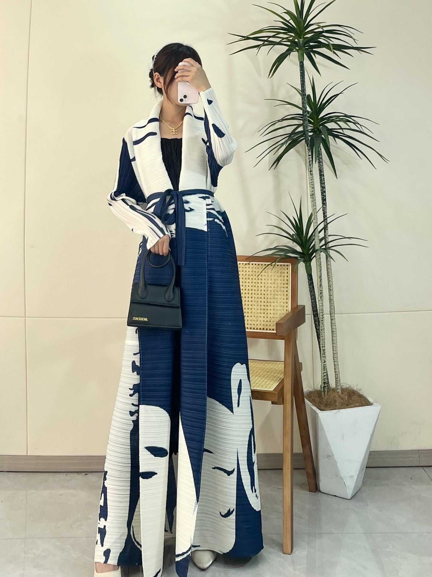 LUMAYA6725 Indigo Whispers Navy & White Abstract Printed Abaya