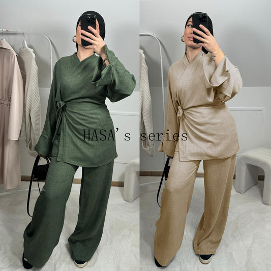 LUMAYA4830 A Simple, Tie-front Top Paired with Wide-leg Pants – A Comfortable Two-piece Set Suitable for Everyday Wear.