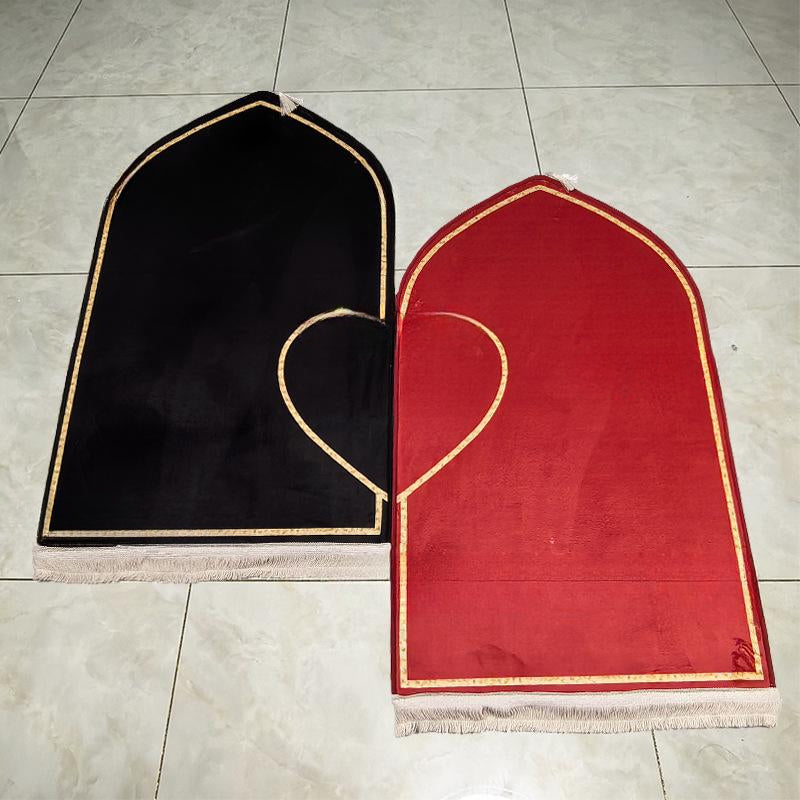 LM1238 2pcs Set Heart-SLMped Flannel Printed Blanket and Prayer Mat