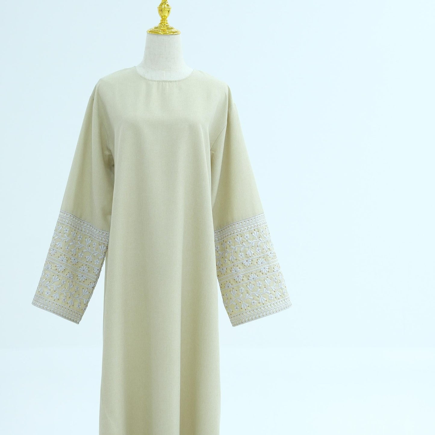 LUMAYA LM1172 Embroidered Elegant Dress Robe