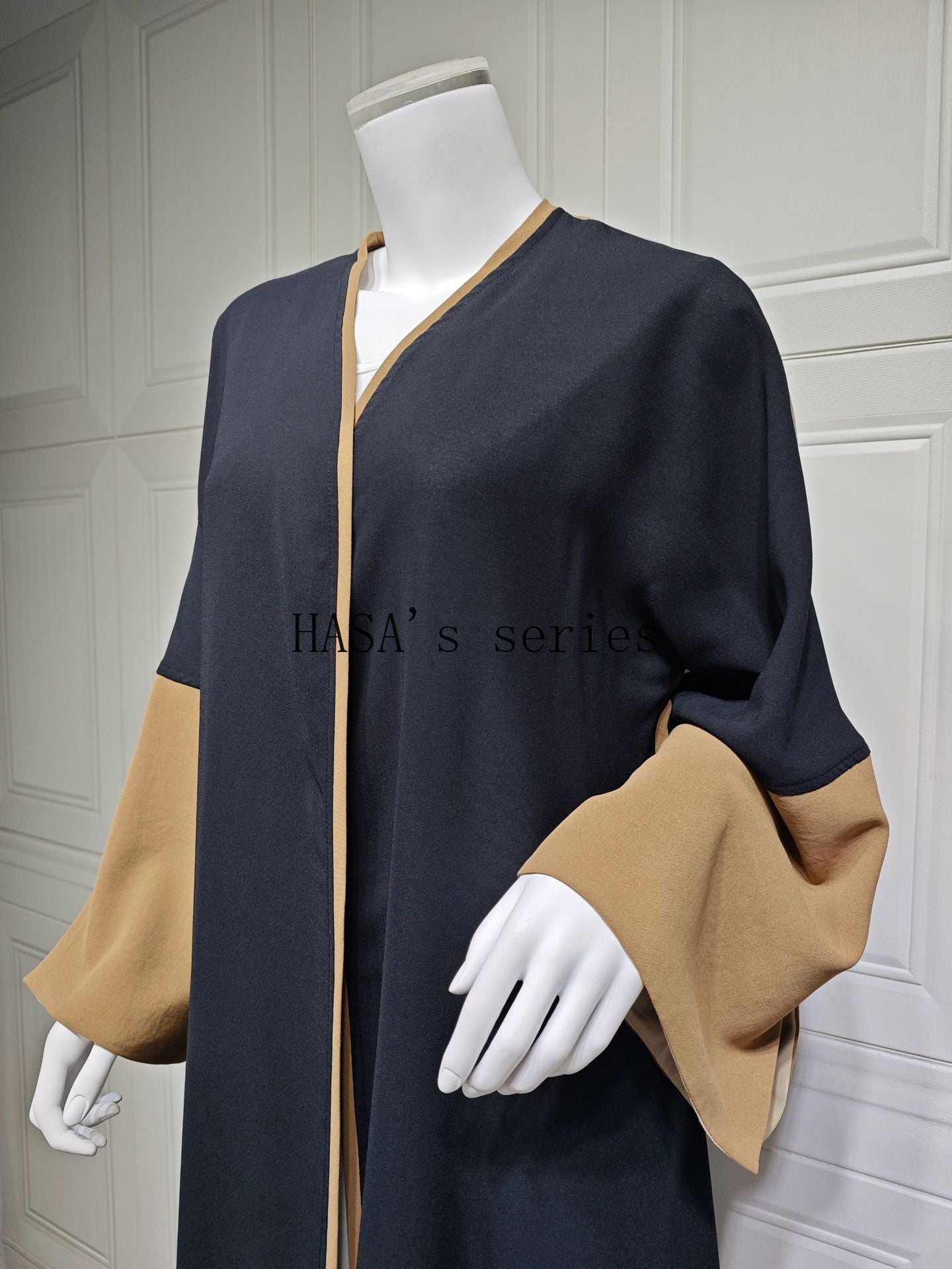 LUMAYA5089 Color-blocked Patchwork Long-sleeved Dress, A Stylish and Elegant Long Design.