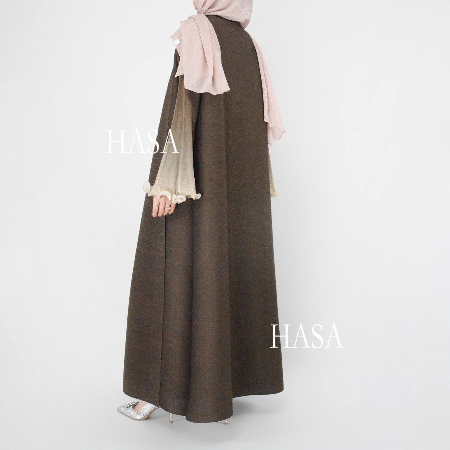 LUMAYA6360 Summer Ombré Gradient Abaya with Pleats and Fluted Bell Cuffs