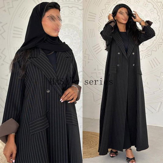 LUMAYA5101 Double-breasted, Pinstriped, Long Coat-style Robe with A Loose and Elegant Dress Design.