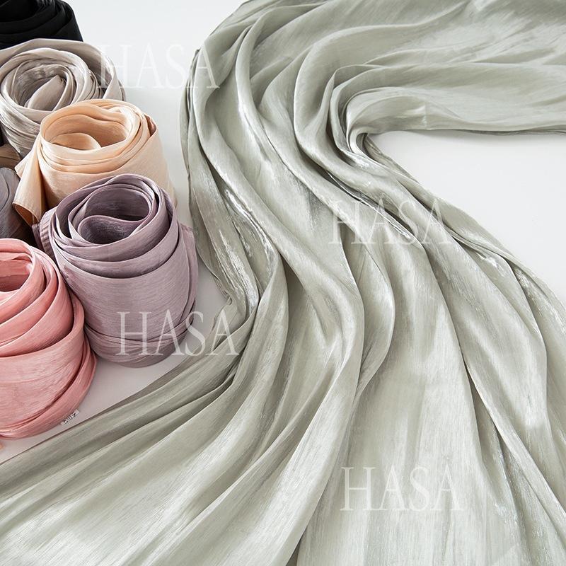 LUMAYA6479 A Simple Silk Scarf with A Mellow Color and A Light and Drapey Design