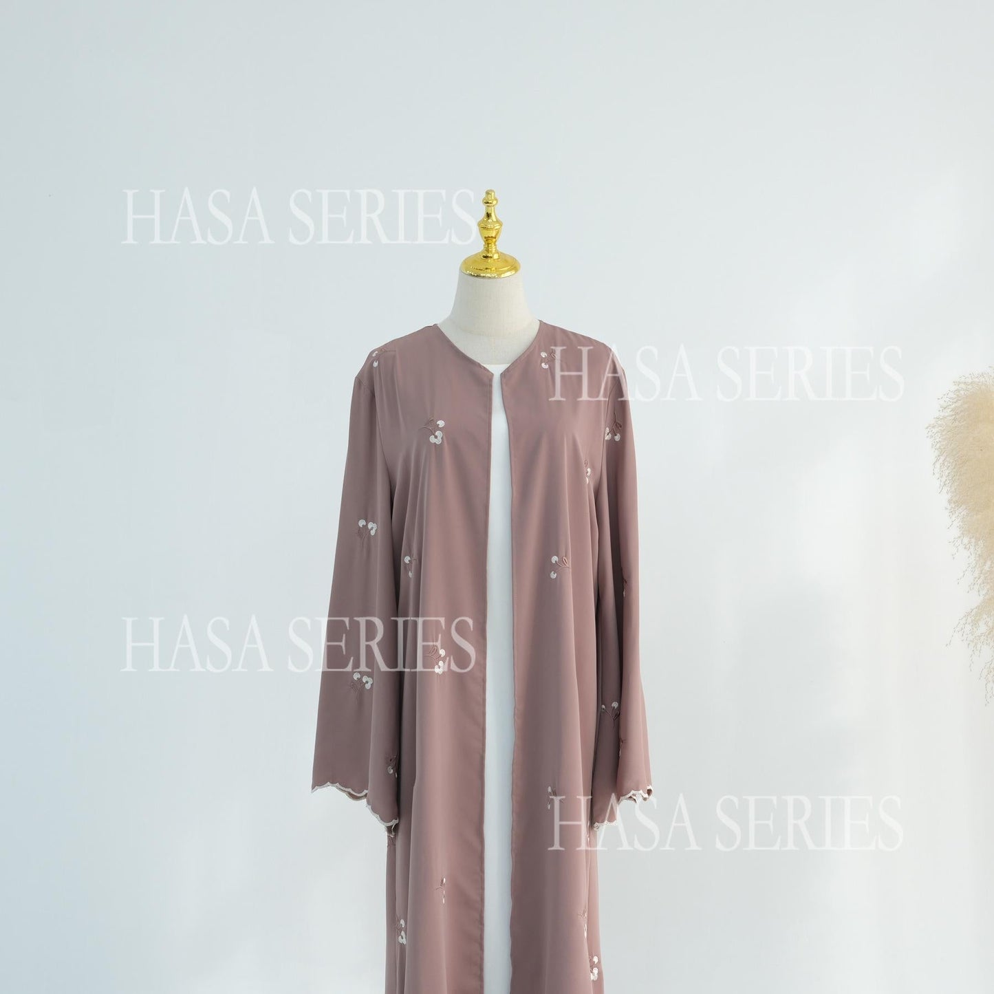 LUMAYASASERIES LUMAYA6682 Embroidered Floral Pattern Long Cardigan
