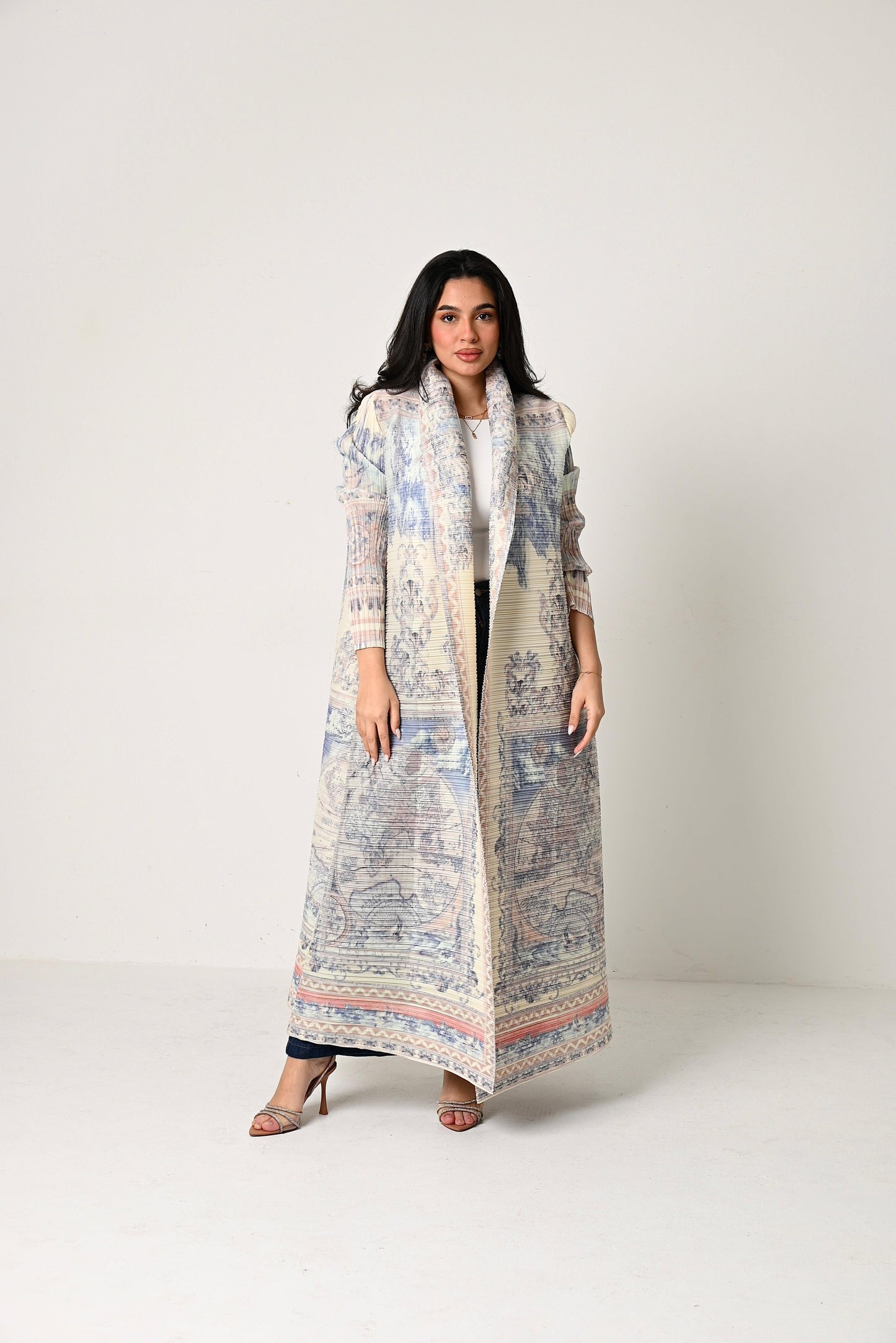 LUMAYA5840 Light-colored, All-over Print, Open-front Long Coat