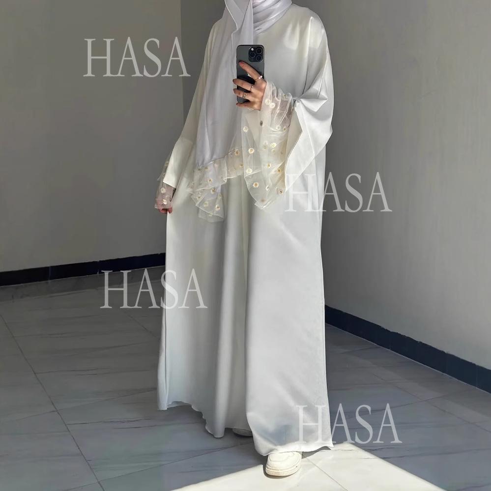 LUMAYA6564 Lace Daisy Embellished Long Dress Robe