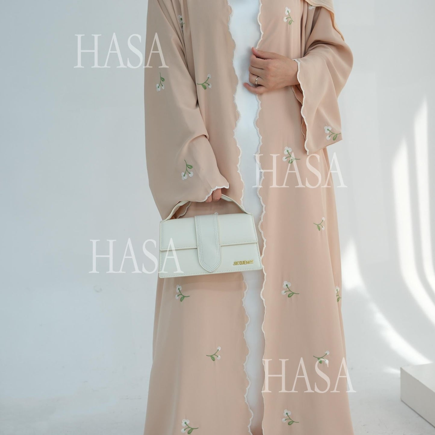 LUMAYA6472 Longline Cardigan with Delicate Floral Details and Curved Edging