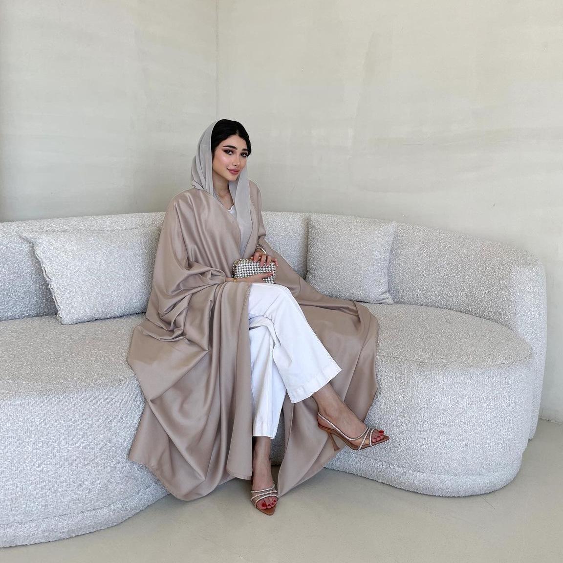 LUMAYA LUMAYA1056 Bat Sleeve Robe